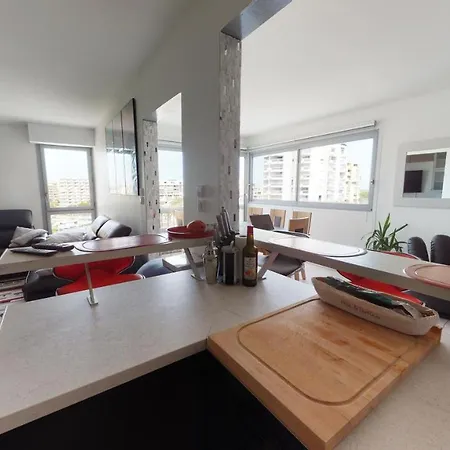 Duplex Grand Standing Vue Et Port *
